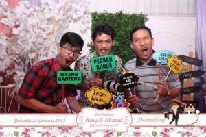 photobooth-wedding-photobooth-duaempat-photobooth-di-tanggerang-di-jakarta-barat
